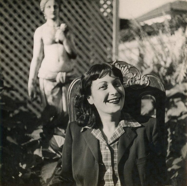 Лина Бо Барди в 1947 году