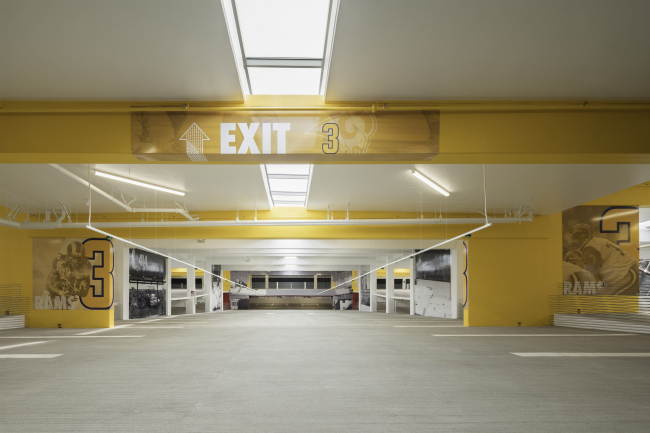 ������ ������������� �������� �� ���������� ����-�������� Nike, ��������