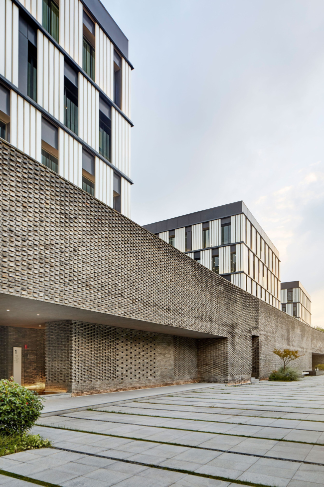 �������� Schindler City