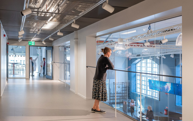 ������-��������������� ����� Curiosum