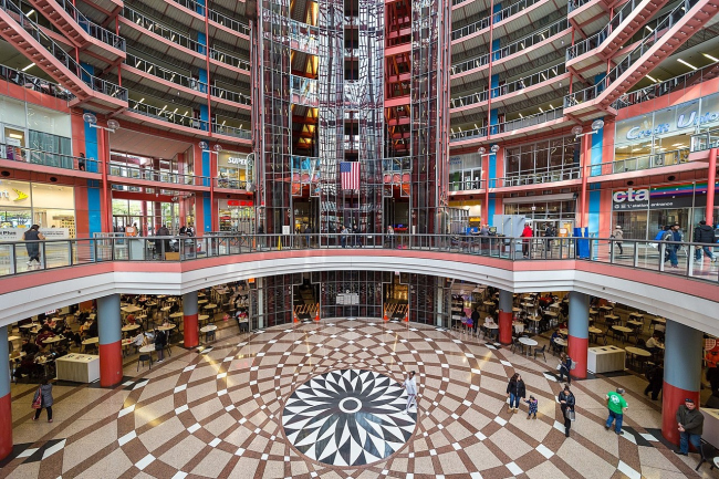     (James R. Thompson Center)  . 1985