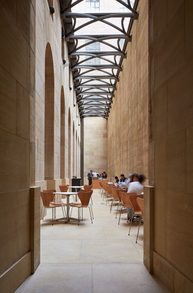 ����� �������� ����������� � �������������