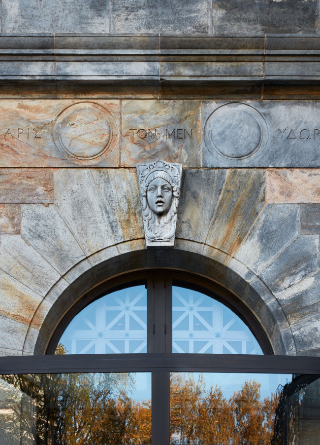 ����� �������� ����������� � �������������