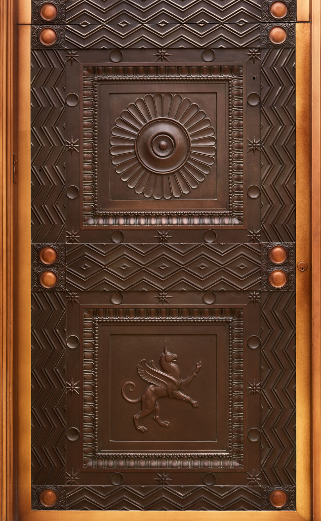 ����� �������� ����������� � �������������