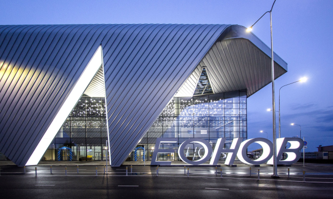 The passenger terminal at the Kemerovo Airport