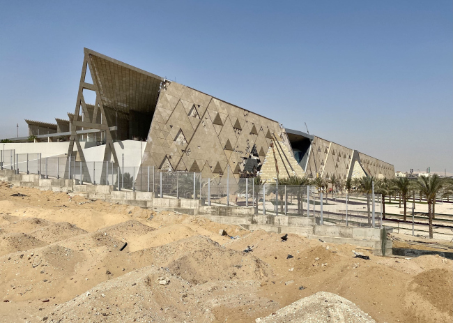 ������� ���������� ����� � ���� � �������� �������������. ������ � Heneghan Peng Architects