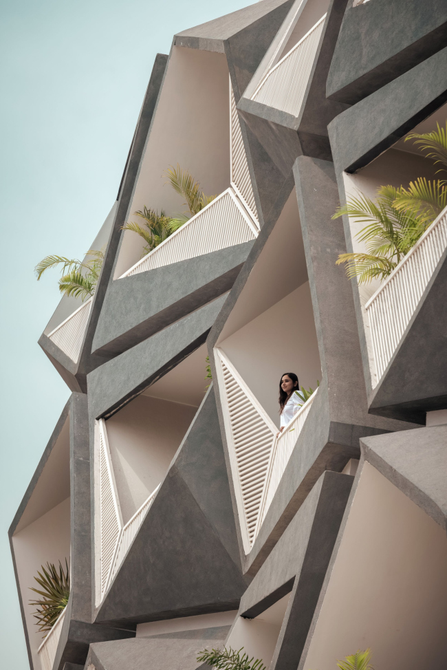 ������� ������ Never Never Cube