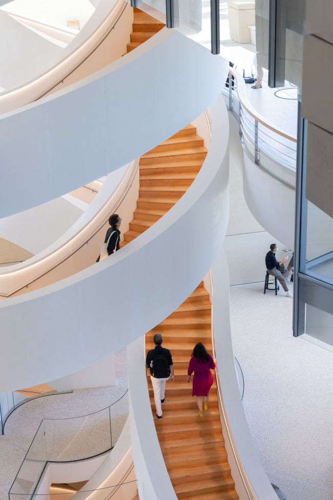 ������� � ����� �������������� �������� �� ������� LUMA Arles