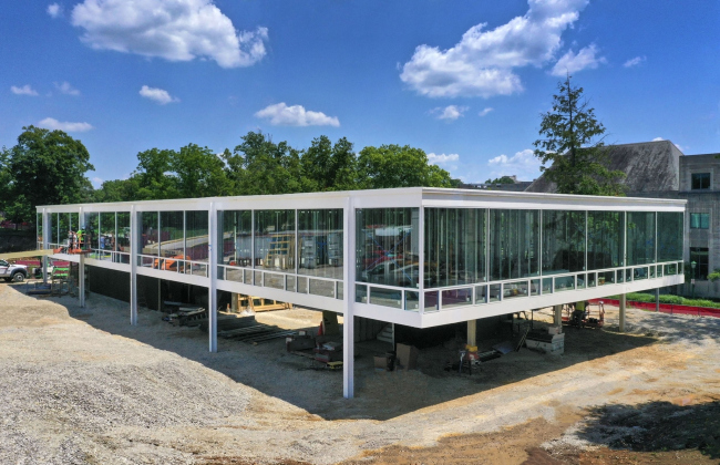 ������ ����� (Mies Building)