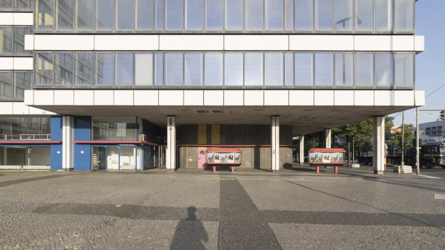 Здание Ernst-Reuter-Platz 6 до реконструкции. Tchoban Voss Architekten