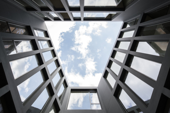 ������������ ����-�������� Lebanese Swiss Bank