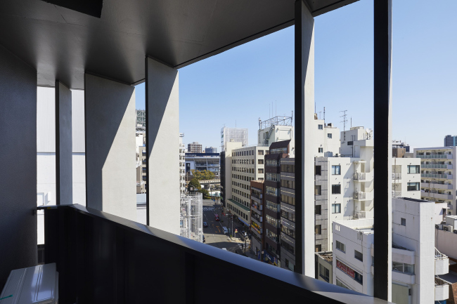 ����� �������� Kannai Blade Residence