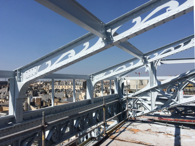 ��������� La Samaritaine � �������������. ����������� ���������� � ���� �����