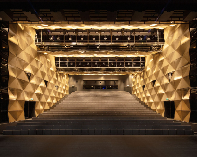 ����� ������ ������ Comédie de Genève