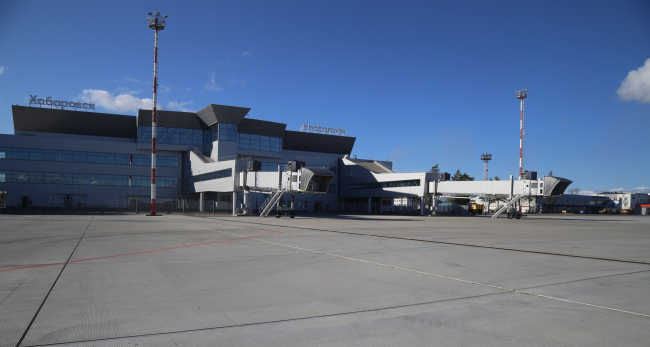 Международный аэропорт Хабаровск. Терминал ВВЛ (этап 1), вид со стороны перрона