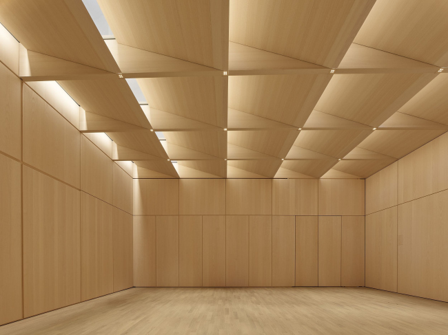 ������� �����-������� � �������������