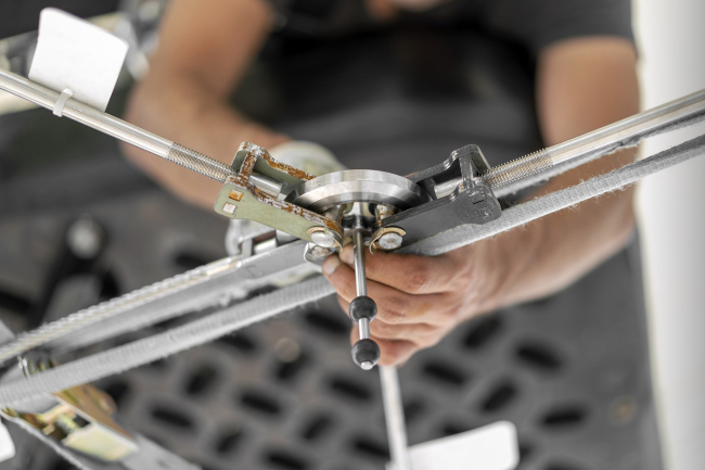 ���-������ HiLo � ������� NEST