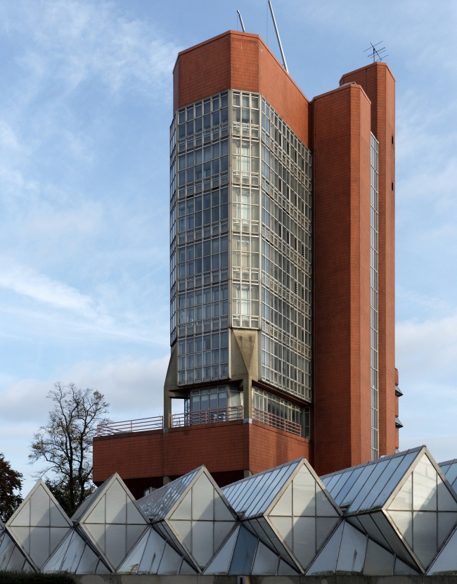 ���������� ������ ����������� ������������. �����������
������ �������� � ������ �����