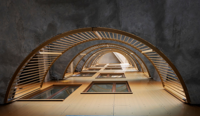 ����� �������� The Golden House