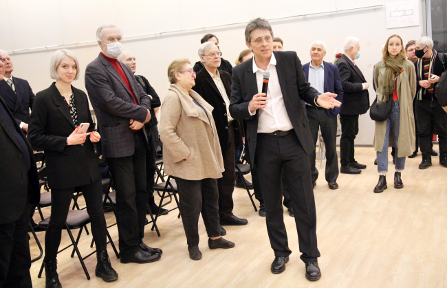 30/60. ������ ��������������� ��������