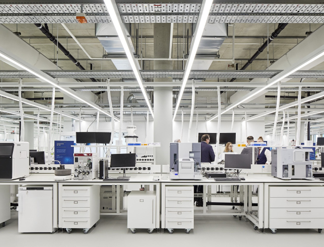 ����������������� ����� The Discovery Centre �������� AstraZeneca