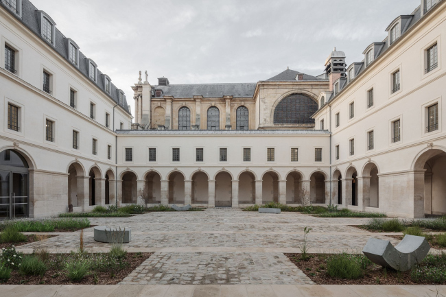 ������ ��������� ������������ ���� Sciences Po