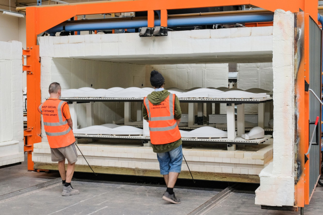 ������ ����� � ������ �������. ������������ ������������ ������