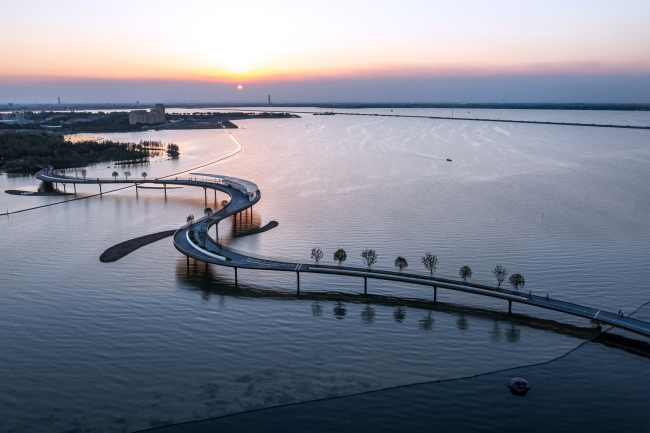 ���� ����� ����� ������