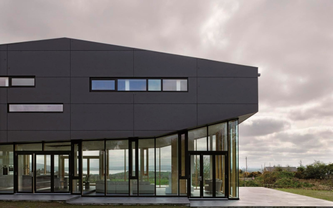 Dolmen house �� MacGabhann Architects. �������, ��������