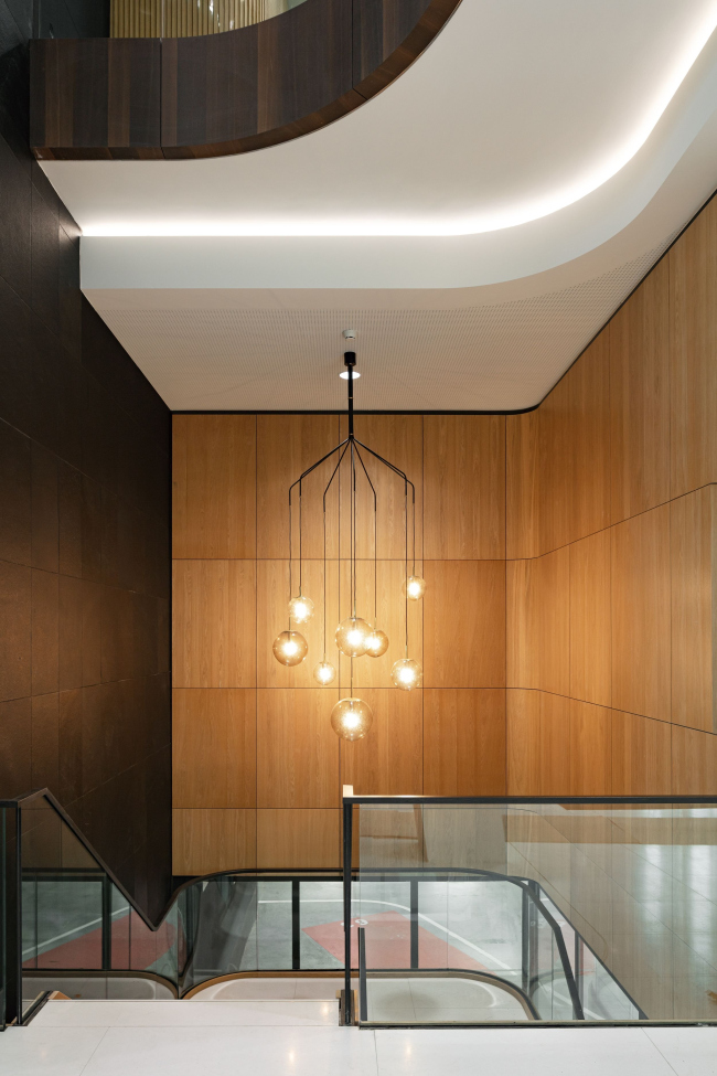 ���� ����������� ����� Loyens & Loeff