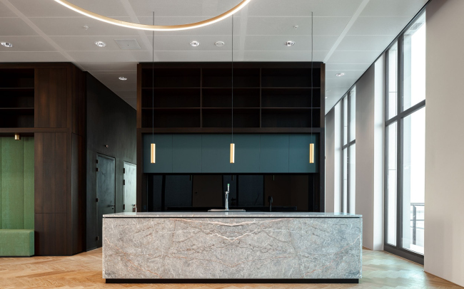 ���� ����������� ����� Loyens & Loeff