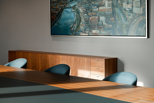 ���� ����������� ����� Loyens & Loeff