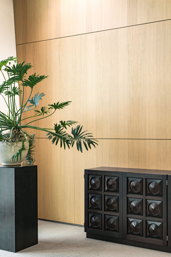 ���� ����������� ����� Loyens & Loeff