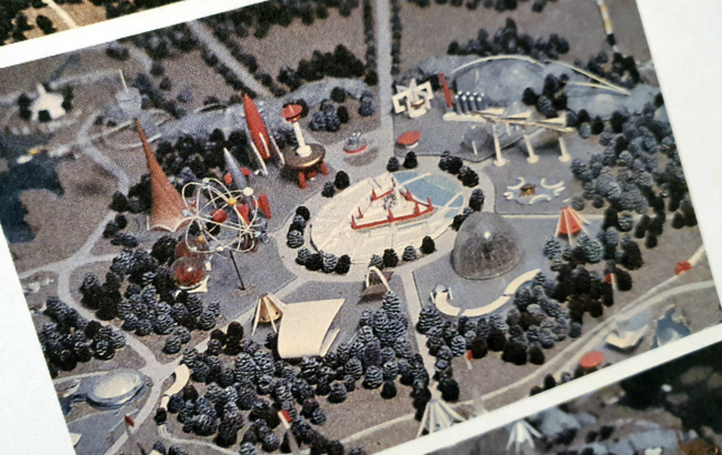 The model of "Strana Chudes (Wonderland") children′s park in Mnevnikovskaya Poima. Book #2, Page 604. 70-year anniversary of Genplan Institute of Moscow. The three-volume edition. Moscow, 2021