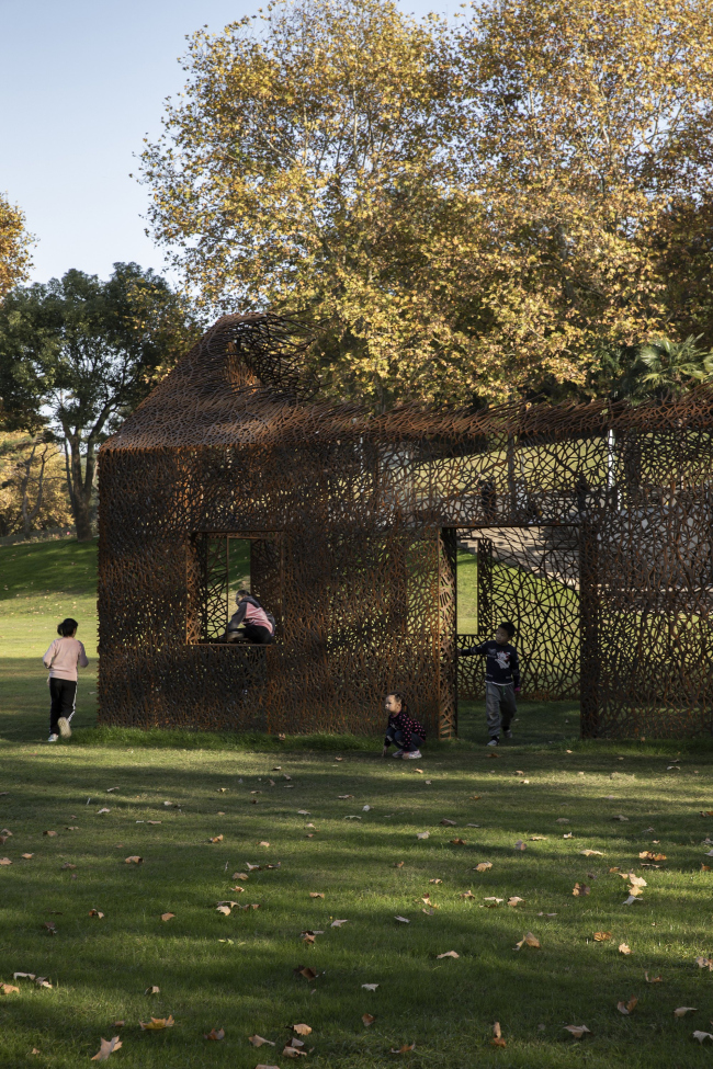 ������������ ���