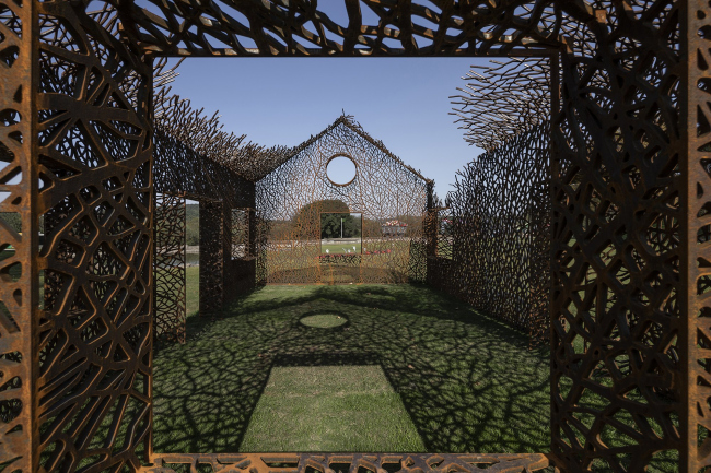 ������������ ���