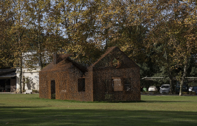 ������������ ���