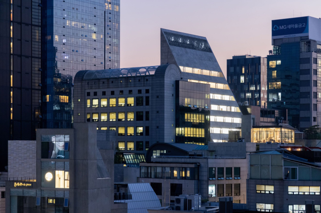 ����-�������� ST International � ���-������������ SONGEUN