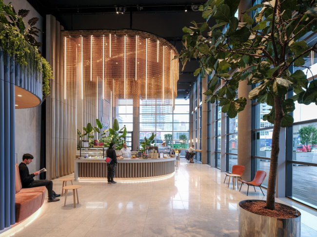 ��������� ������� � ������� ������ World Port Centre � ����������