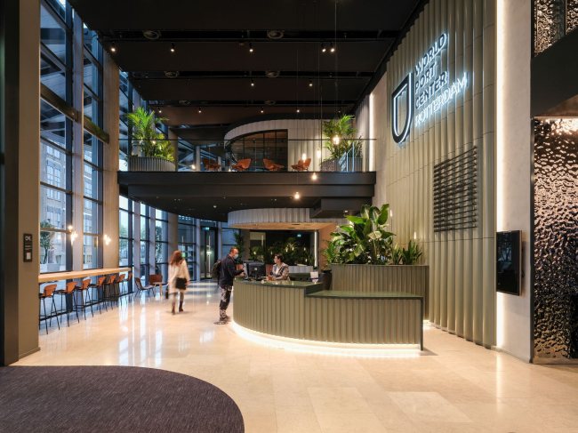 Интерьеры первого и второго этажей World Port Centre в Роттердаме