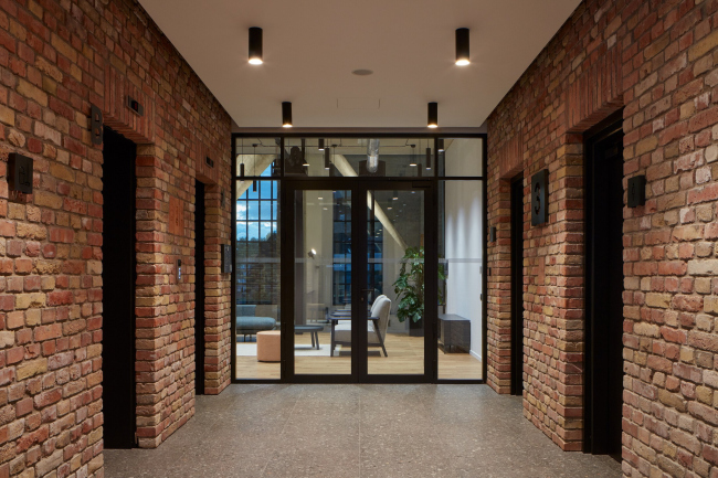 ��������� Base4Work