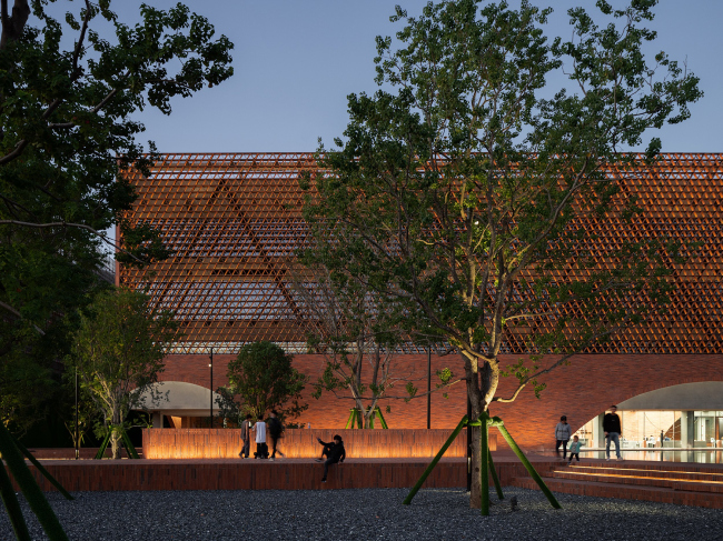 ���-����� TIC (Times I-City)