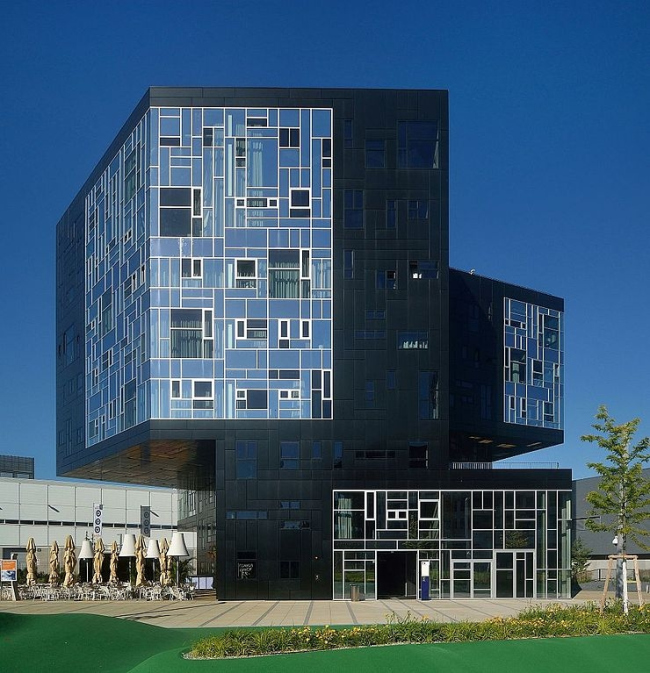 ������ �������� �������������� ������������. ������� �����. �������� ����������. ����: P e z i via Wikimedia Commons. �������� CC-BY-SA-3.0