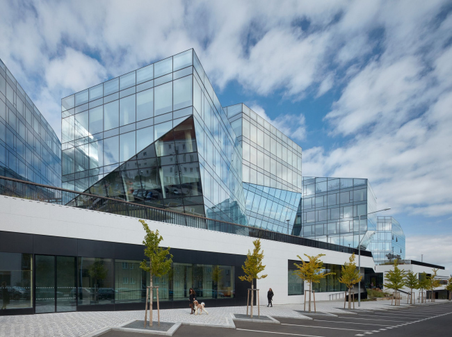 ������������������� �������� ������������ � �����