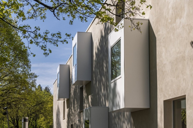 Bavarian College Augsburg, ��������