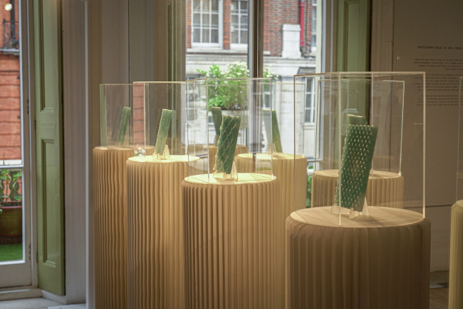 ����������� ������ (Thames Glass)