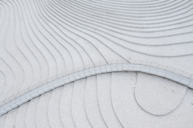 ����� �������� �������