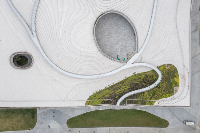 ����� �������� �������