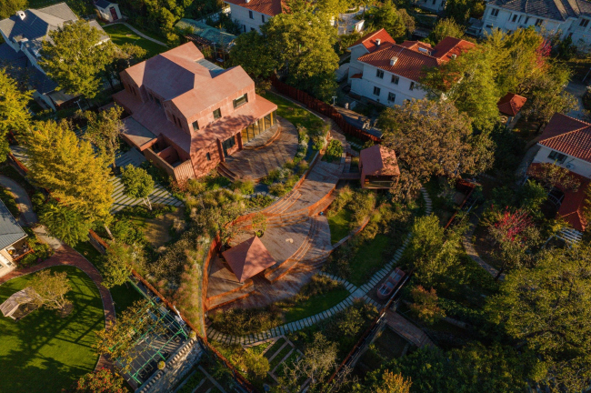 ����� Anna Garden