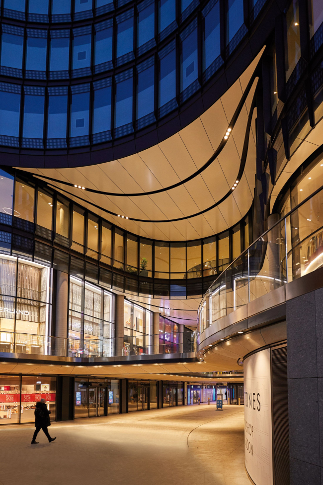 ������� �������� 100 Liverpool Street, ������